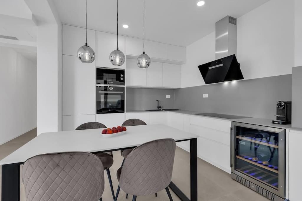 Apartman Delux With Private Pool - Makarska Exklusiv 图彻皮 外观 照片