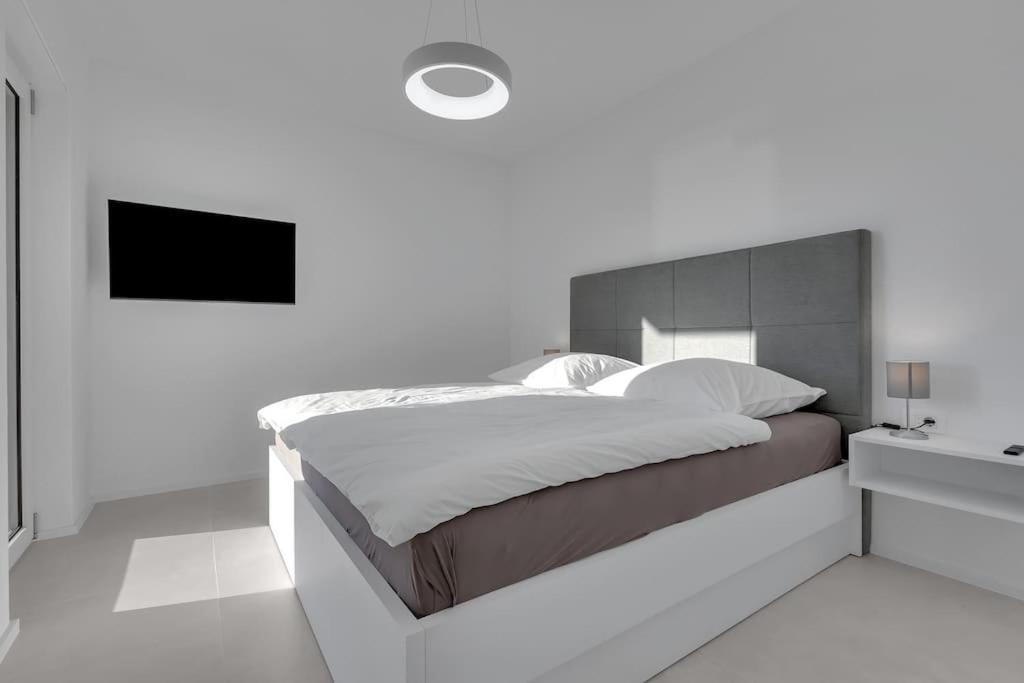 Apartman Delux With Private Pool - Makarska Exklusiv 图彻皮 外观 照片